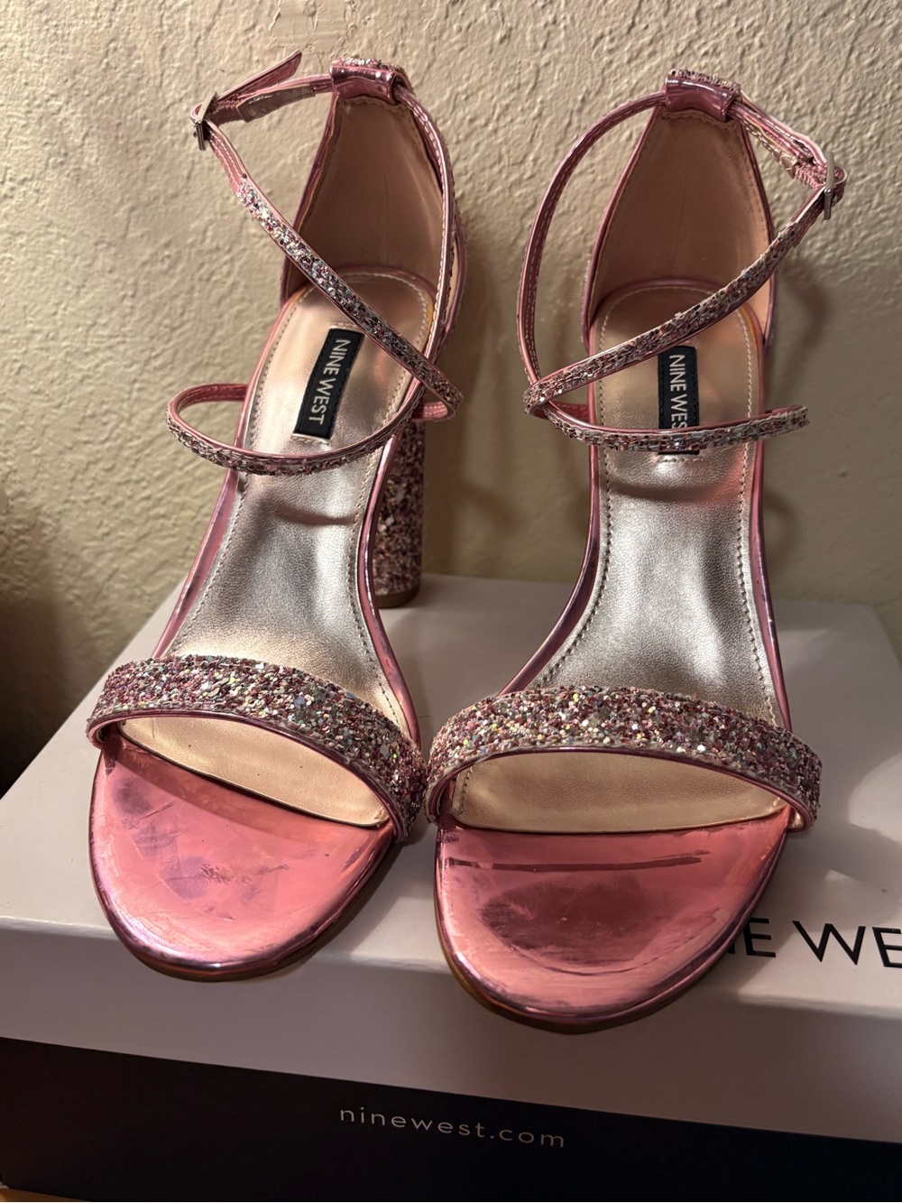 Nine West Celebra Rose Pink Glitter Strappy Block Heel Sandals size 7.5